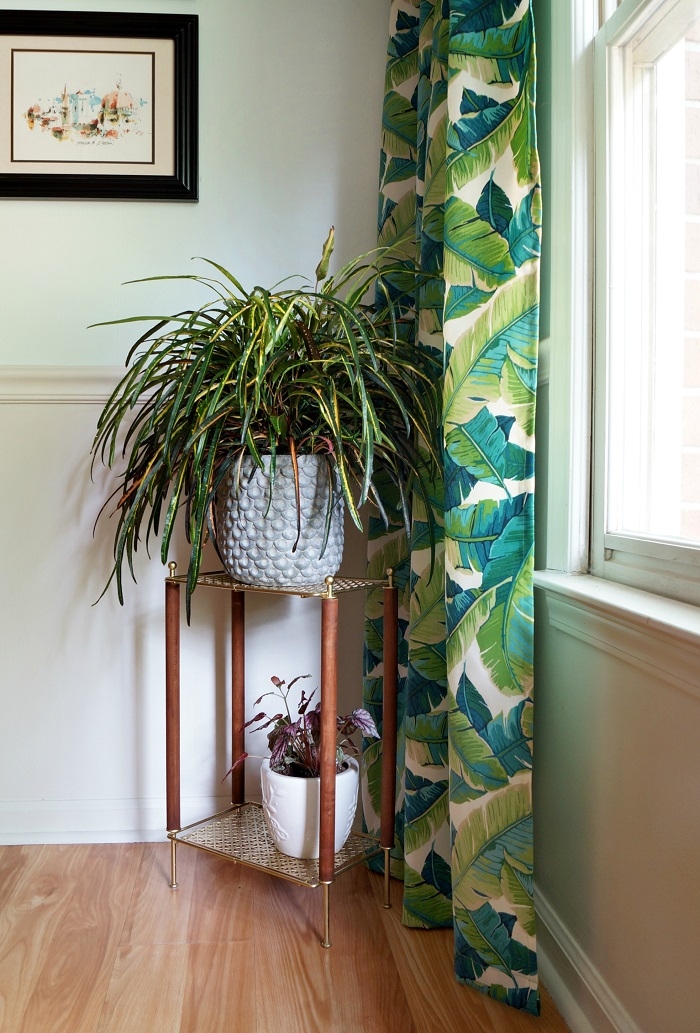 MidCentury Plant Stand Makeover